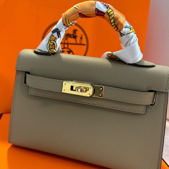 Kelly 35 cm Cognac Togo leather bag with Gold Hardware - Picture 7 of 8